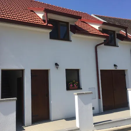 Homestay Nad Sklipkem V Satove *